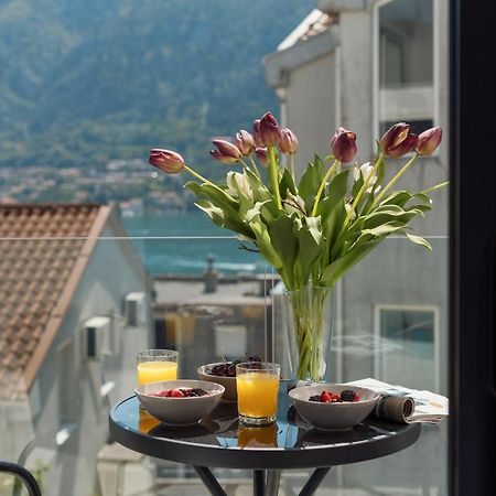 Berge Apartments Котор Екстериор снимка