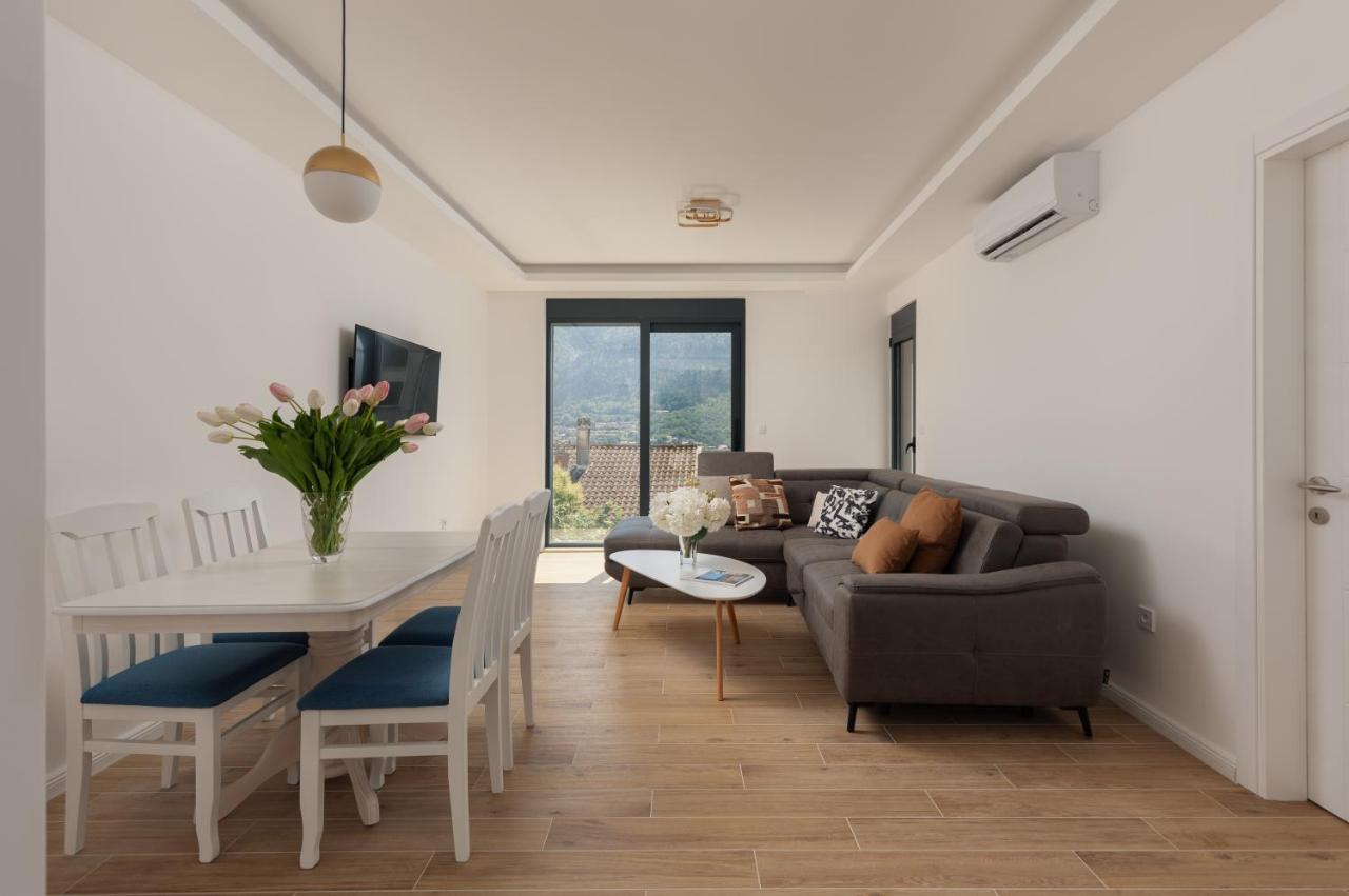 Berge Apartments Котор Екстериор снимка