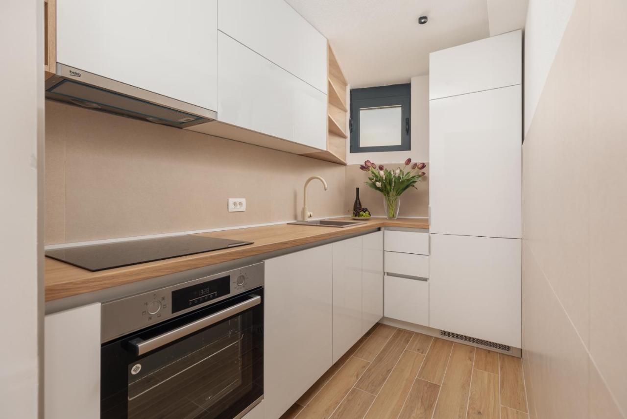 Berge Apartments Котор Екстериор снимка