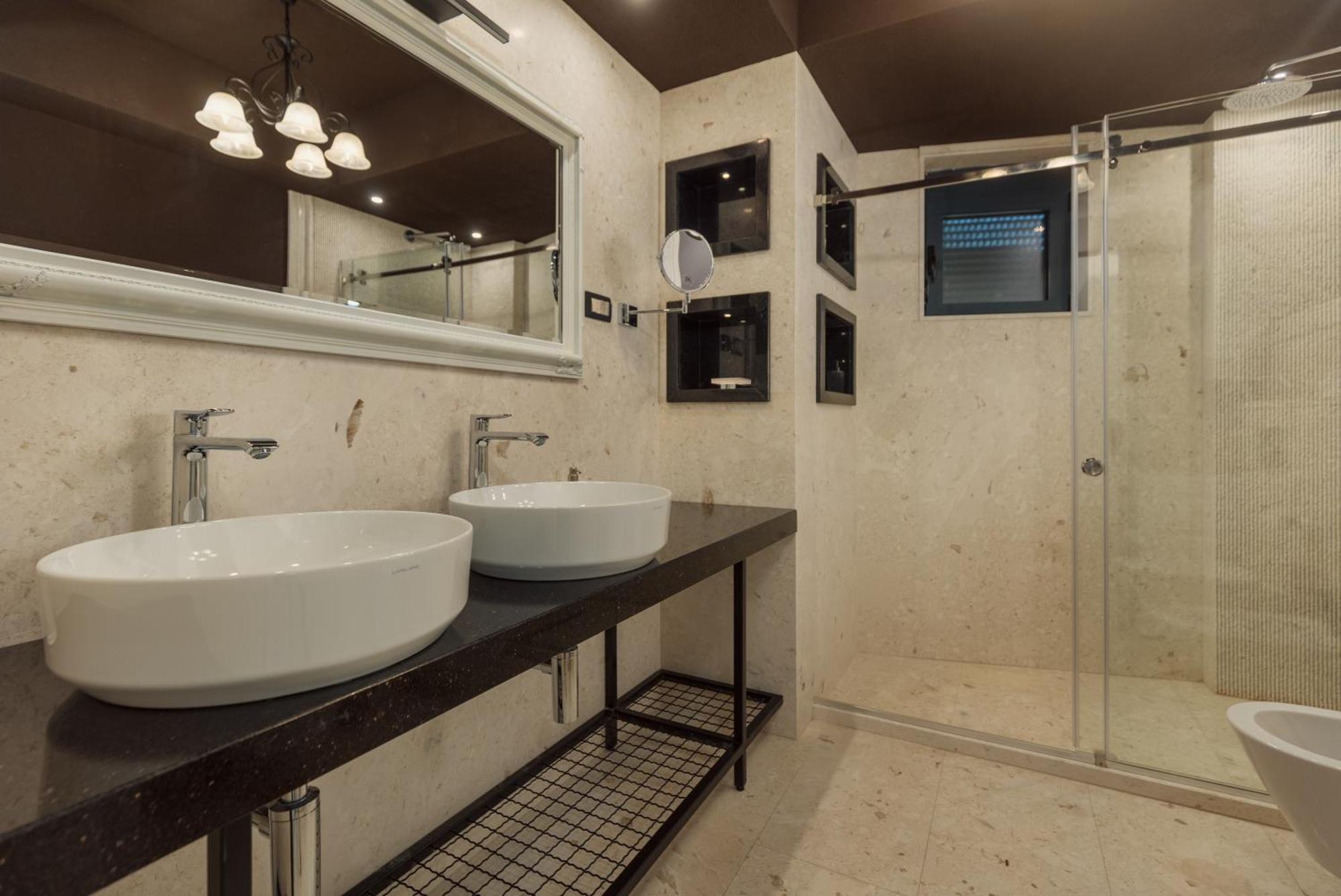 Berge Apartments Котор Екстериор снимка