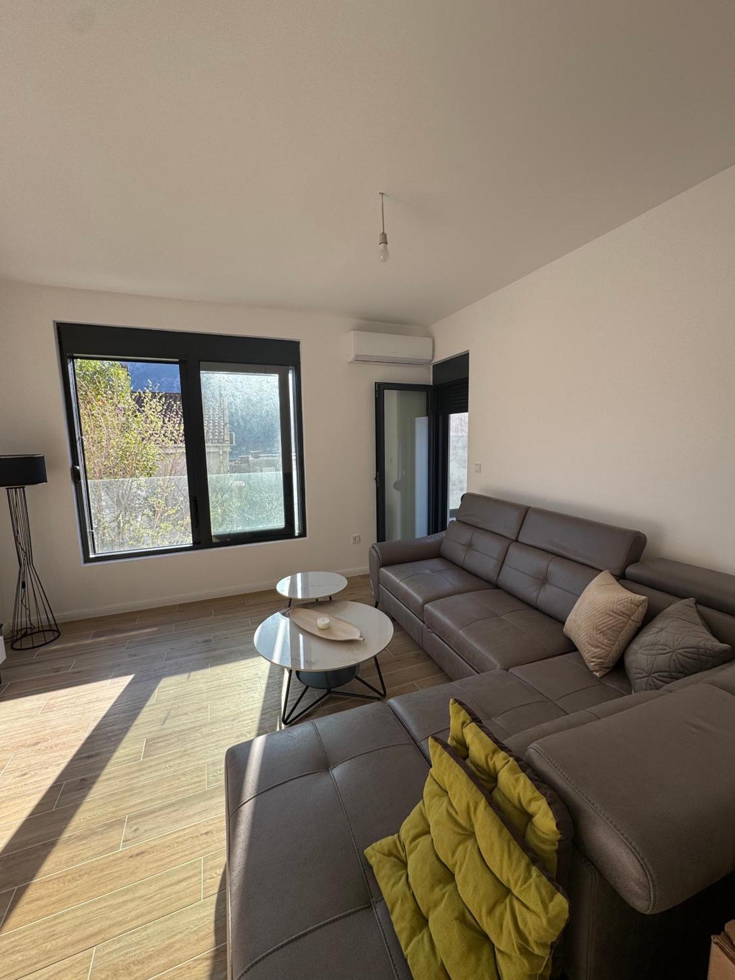 Berge Apartments Котор Екстериор снимка