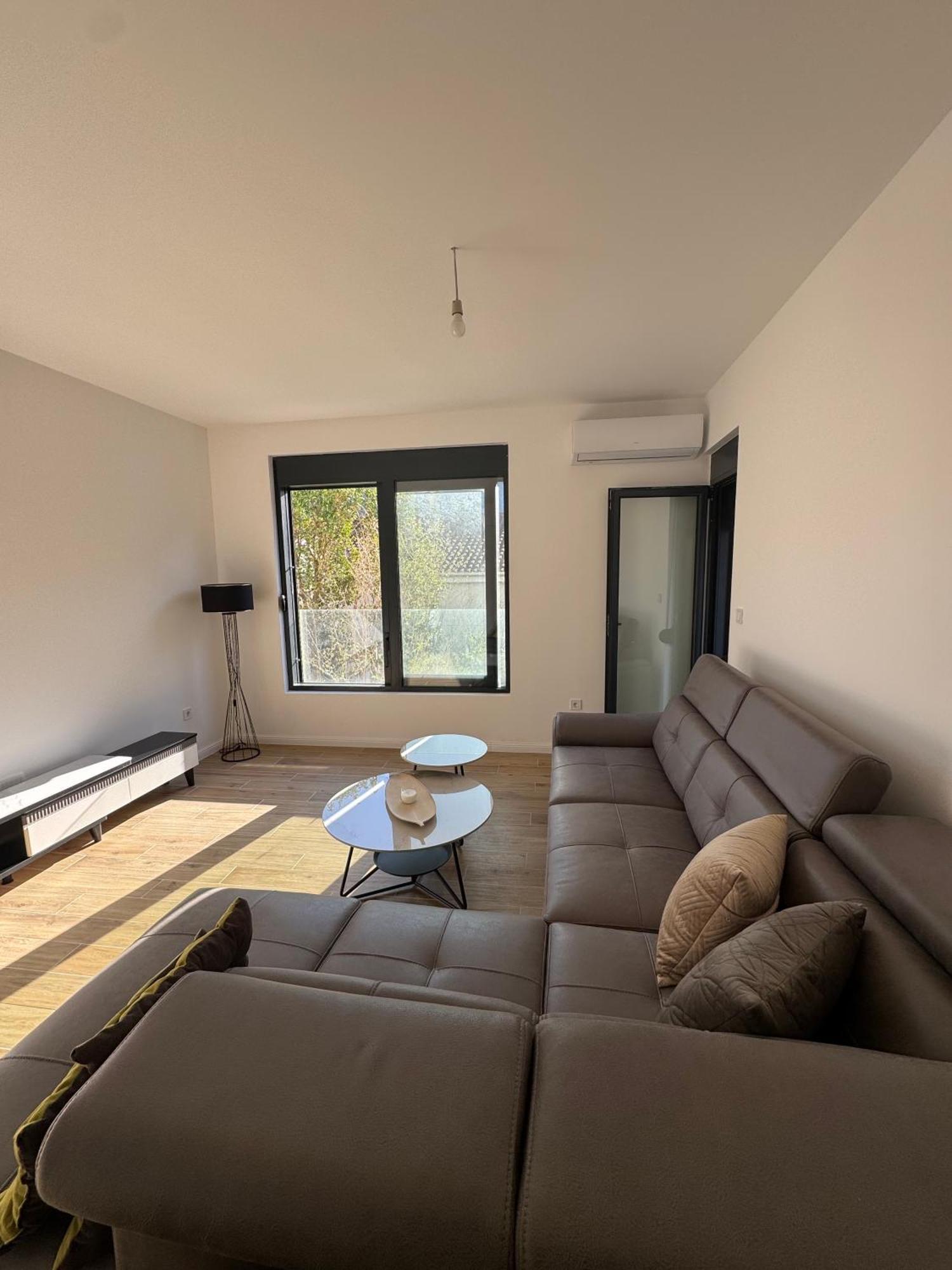 Berge Apartments Котор Екстериор снимка