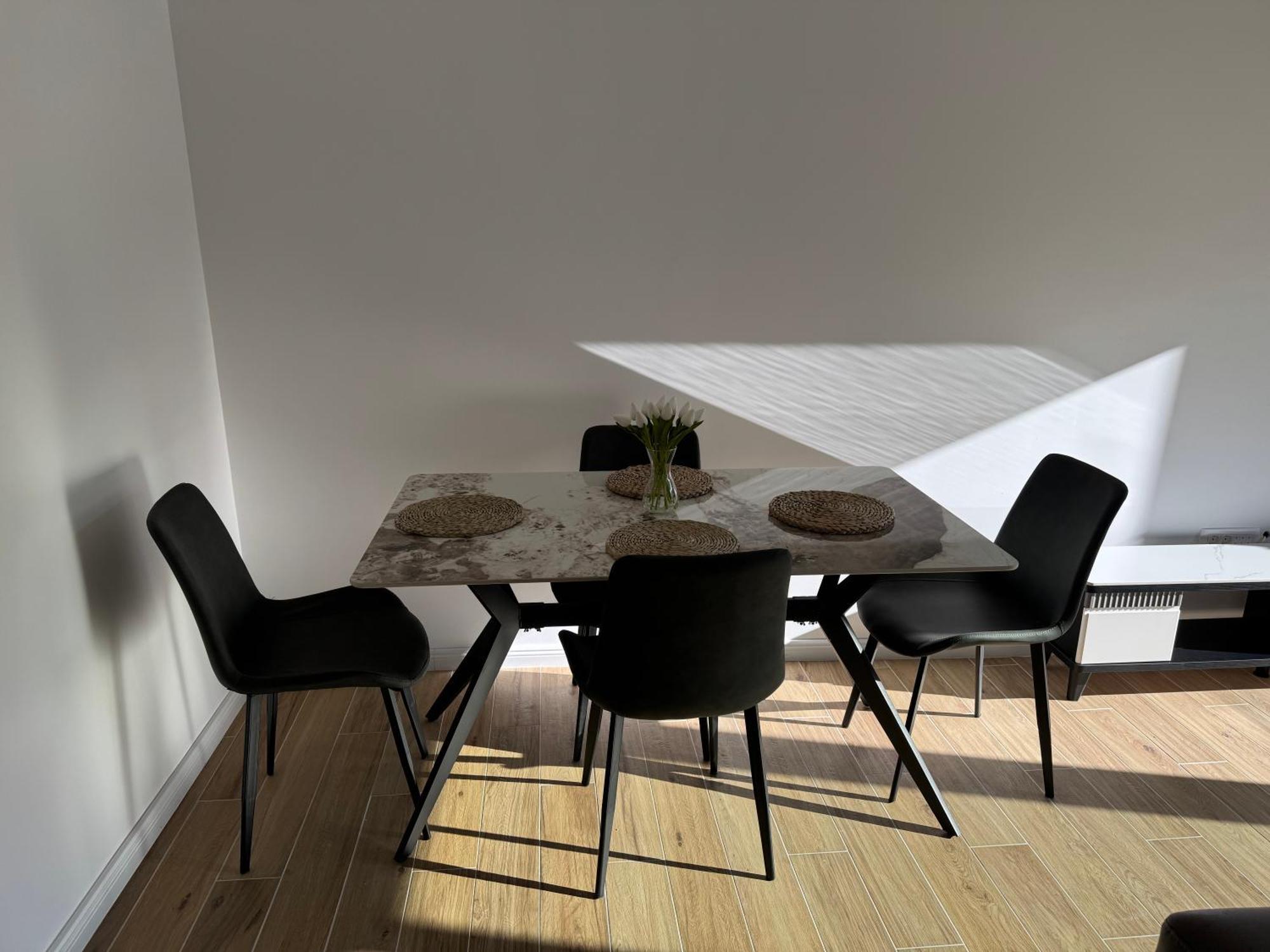 Berge Apartments Котор Екстериор снимка